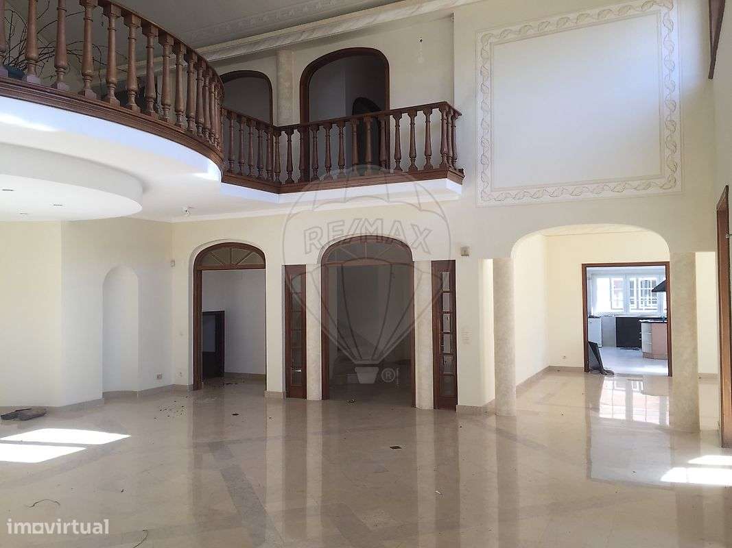 Moradia T6 para venda - Grande imagem: 4/19