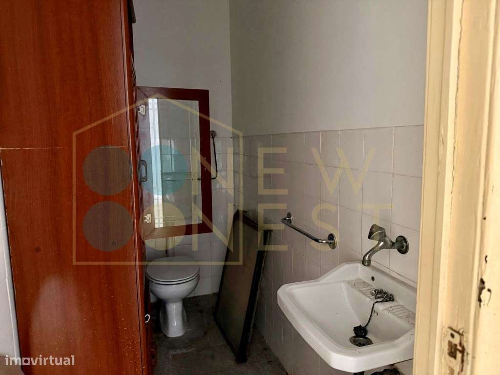 Garagem / Armazém na Camarinha com casa de banho | Setúbal-9