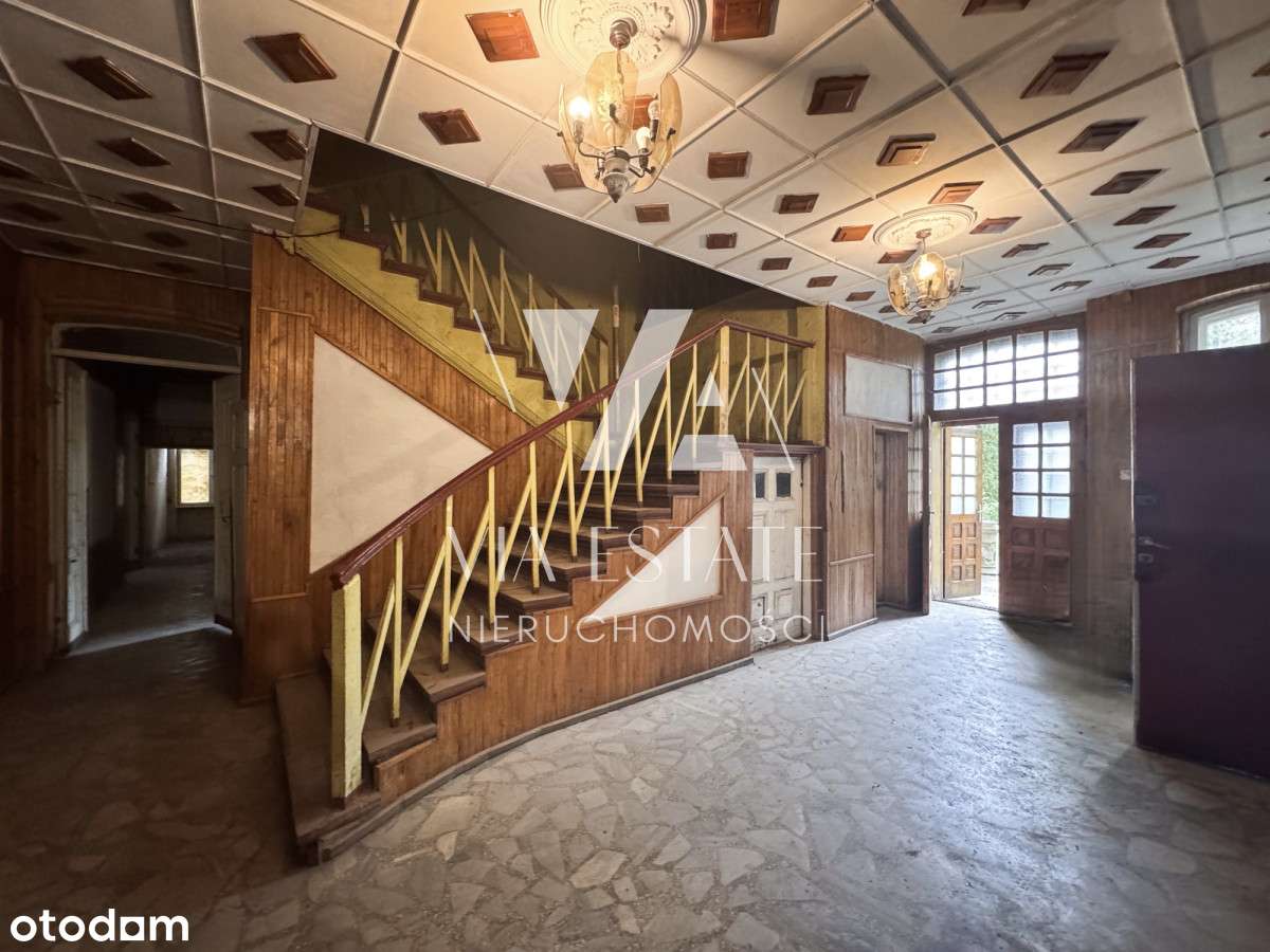 Pałac eklektyczny,zabytkowy park,stawy, do remontu-11