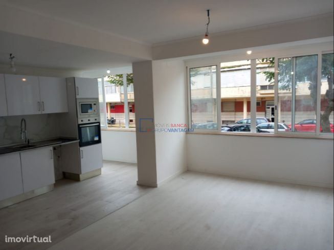 Apartamento T3 Remodelado em Queluz - Belas