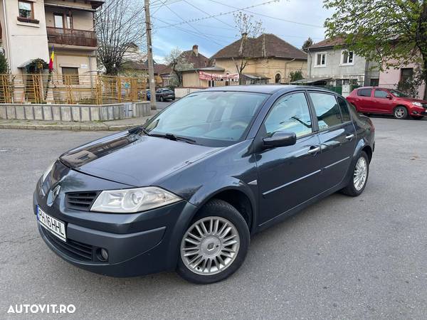 Renault Megane II Sedan 1.5 dCi Privilege - 10