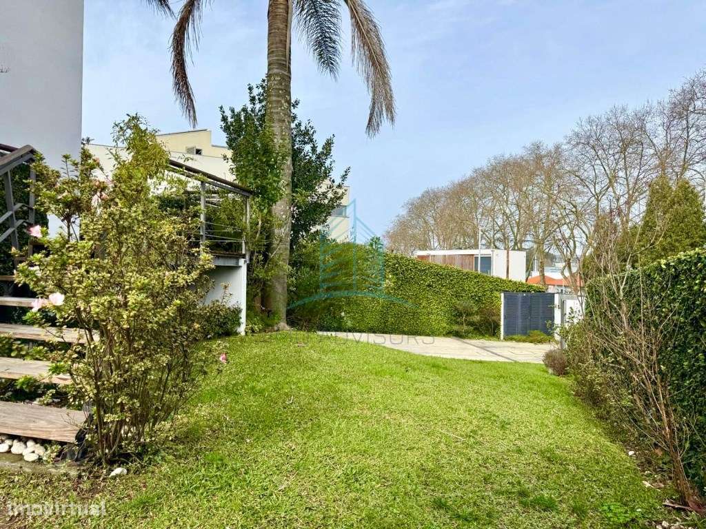 Moradia T4 com Piscina na cobertura-54