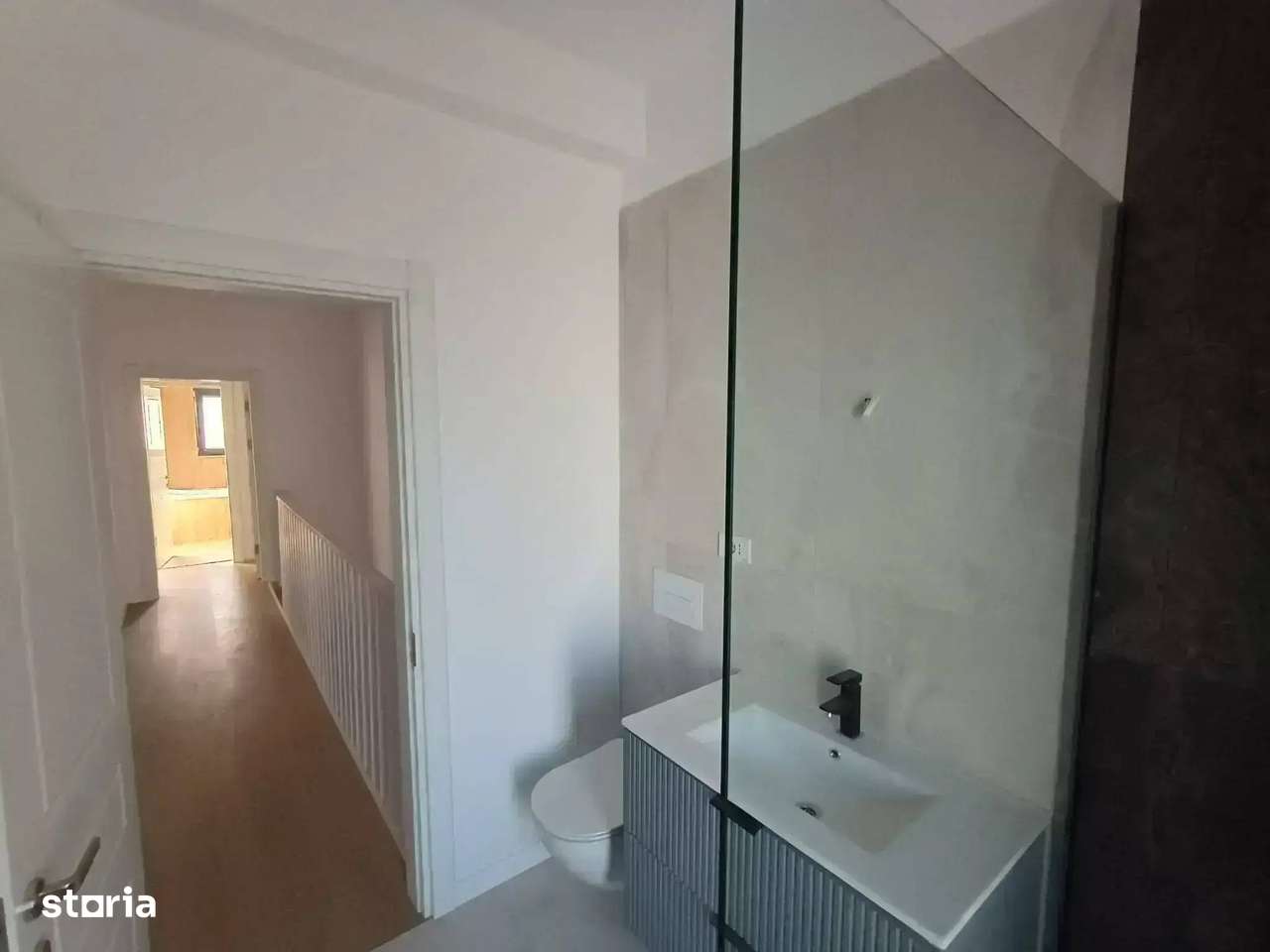 Spatiu, liniste si o curte numai a ta! Duplex elegant-13