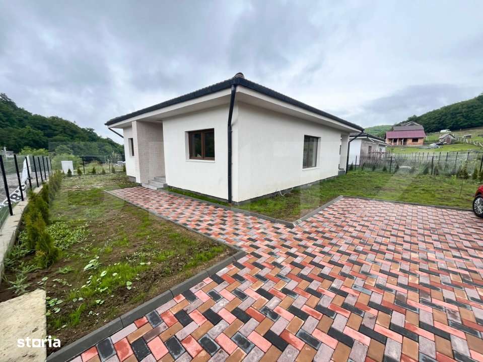 Oportunitate! Casa noua , in curs de finisare, 5 ari teren - Zona Vale - Imagine principală: 1/10