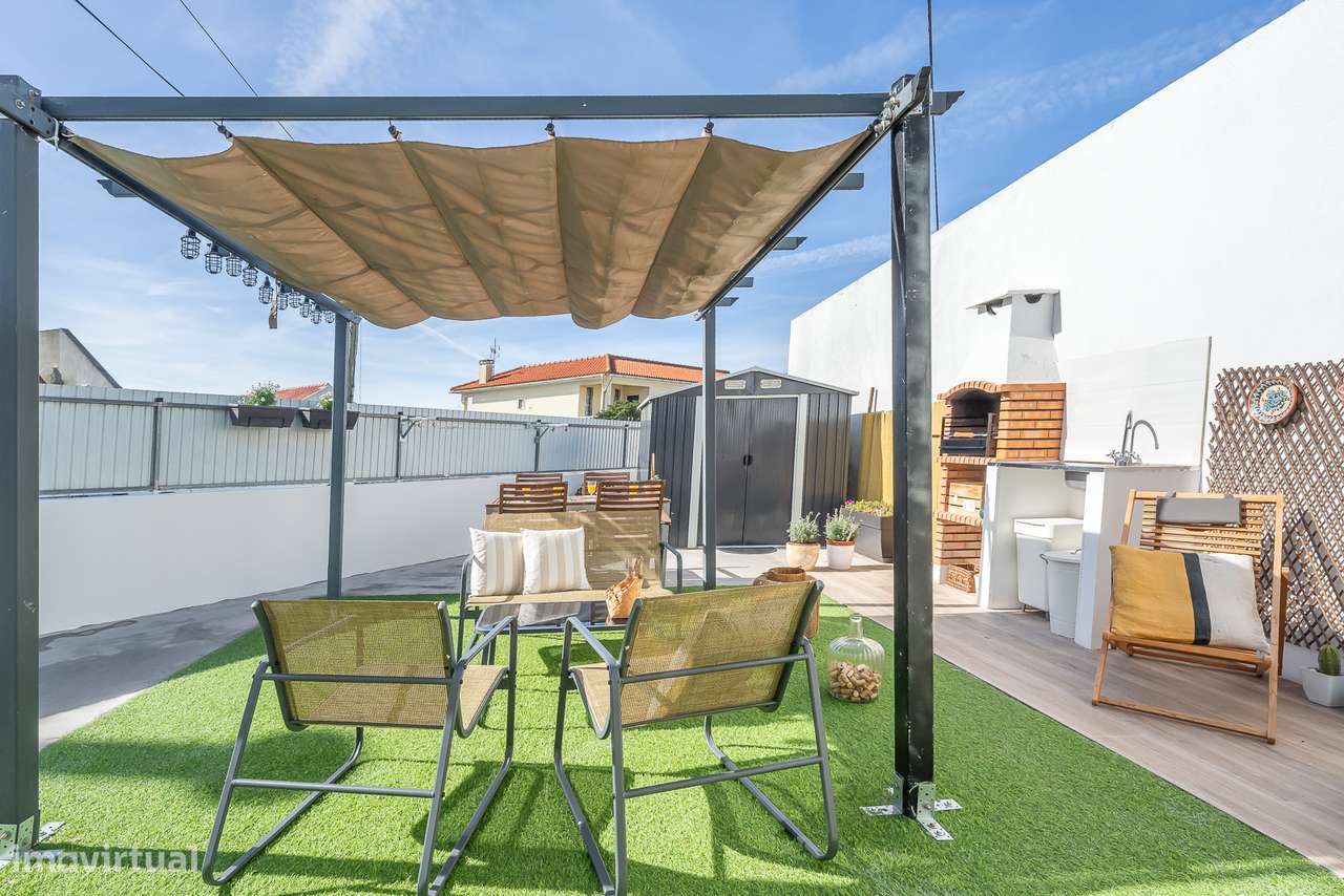 Refúgio Perfeito: Casa T2 Remodelada Perto das Praias da Ericeira - Grande imagem: 5/16