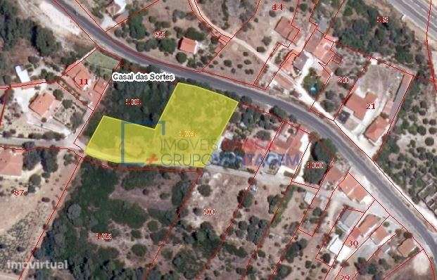 TERRENO URBANO PARA MORADIA GEMINADA - Grande imagem: 2/7