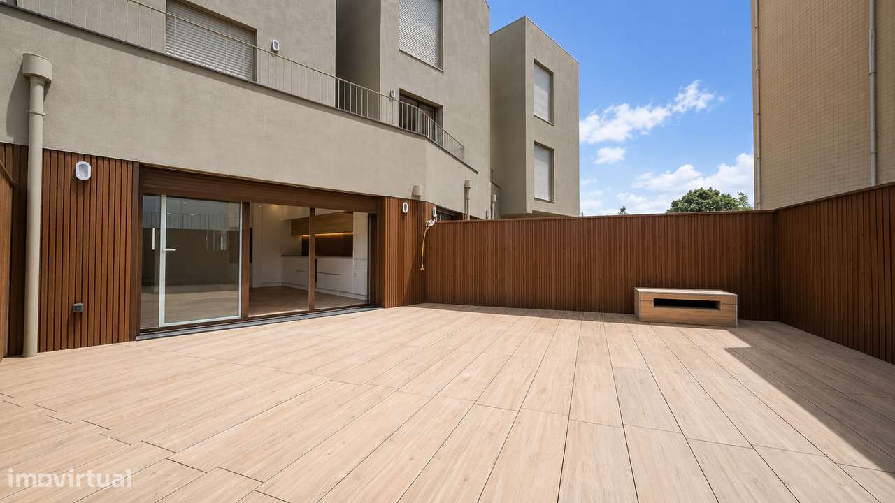 Moradia T3 NOVA, São Cosme | Garagem 2 ou + carros | Pátio + terraço-5