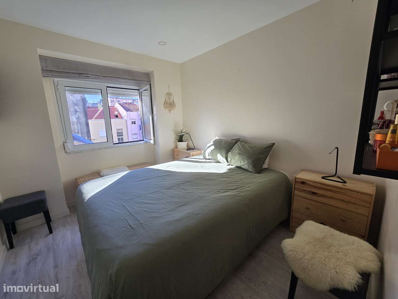 Apartamento T3 a dois paços do Metro e Comboio-28