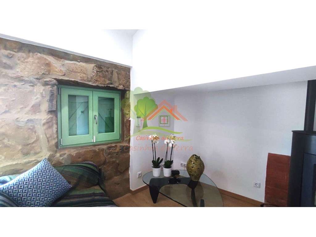 Terreno rústico com vista de mar e casa-17