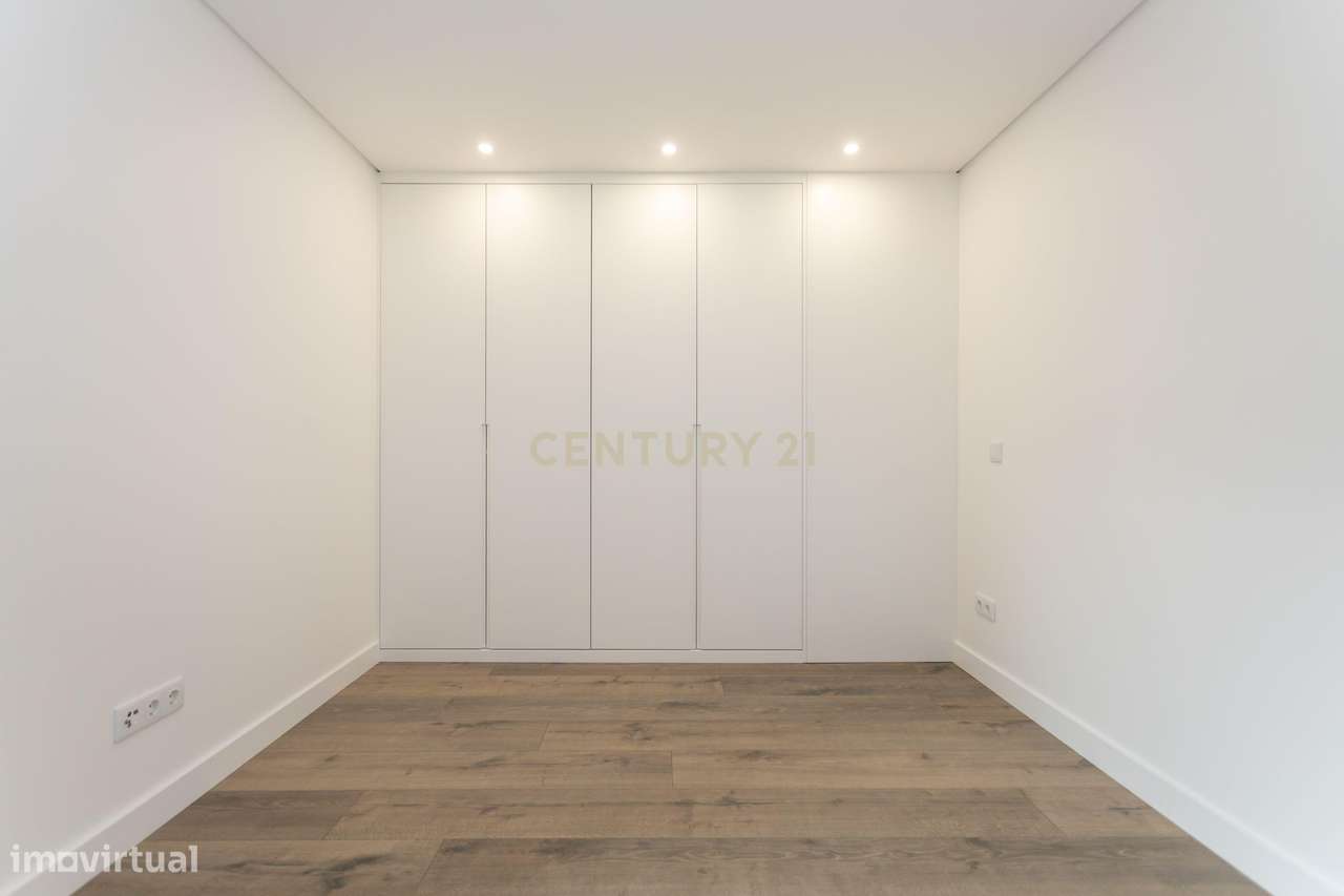 T3 de Luxo | 2.º Andar Direito | Varanda em L | Quinta do Desembargado-25