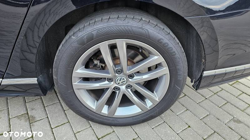 Volkswagen Passat Variant 2.0 TDI SCR (BlueMotion Technology) Highline - 10