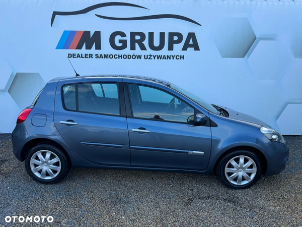 Renault Clio 1.2 16V 75 Life - 6