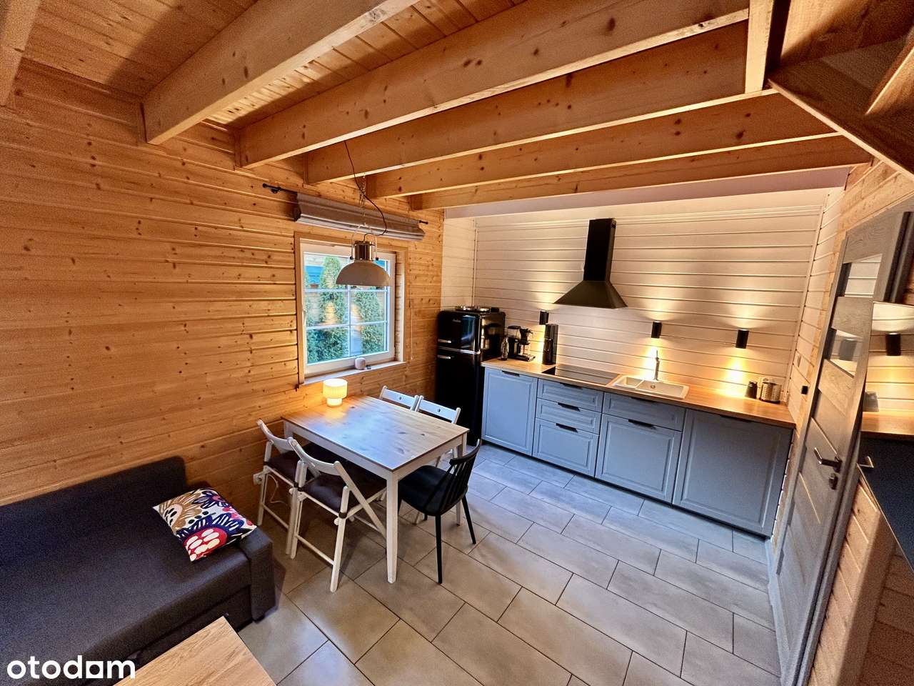 Dom nad morzem - fotowoltaika, umeblowany-1