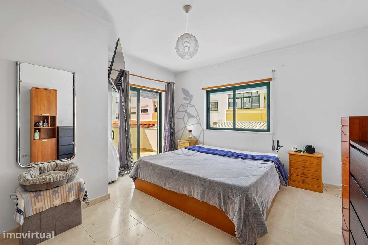 Apartamento T2 localizado a cerca de 600 metros da Praia em Quarteira-15