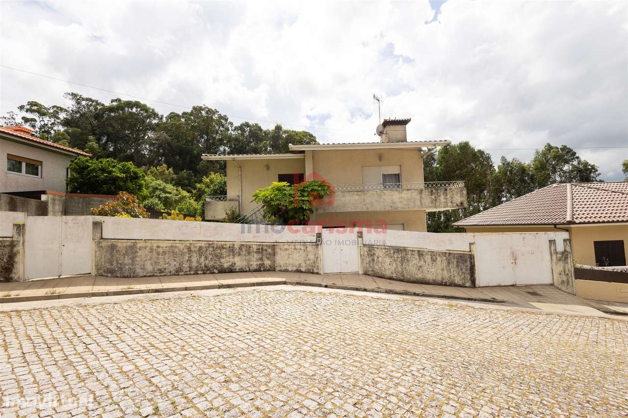 Moradia Individual T4 em Rebordões, Santo Tirso-29