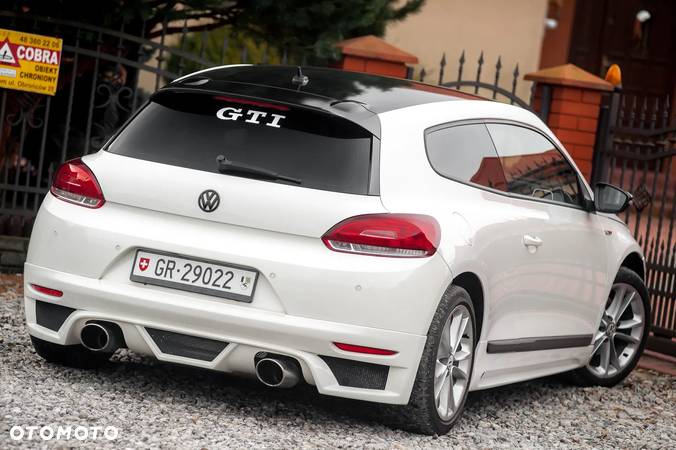 Volkswagen Scirocco 2.0 TSI - 14