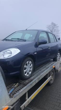 Dezmembram Renault Clio Symbol 1.5 DCI an fabr. 2009 - 1