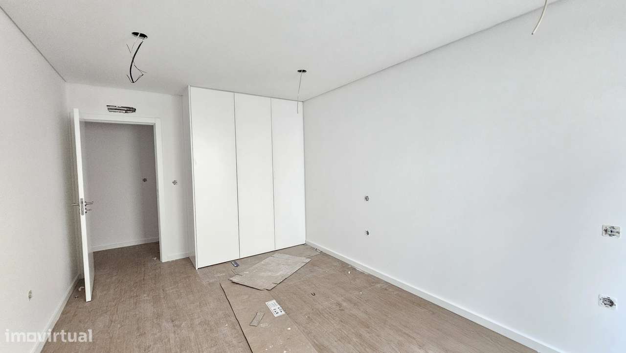 T3 | Novo | 2 Lugares de estacionamento - Grande imagem: 3/17