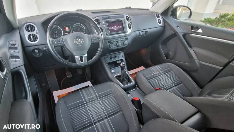 Volkswagen Tiguan - 19