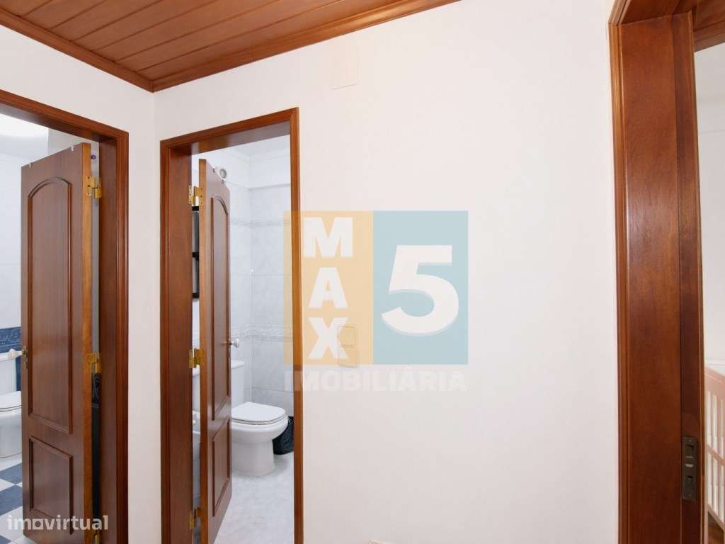 T3 com garagem, varandas e arrecadação - Centro Tomar-17