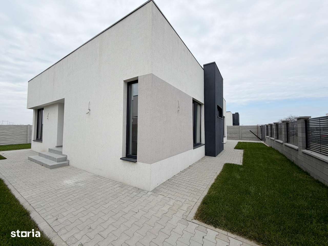 Casa individuala ~ 4 camere ~ 2 bai ~ 112mp utili + 470mp teren-0