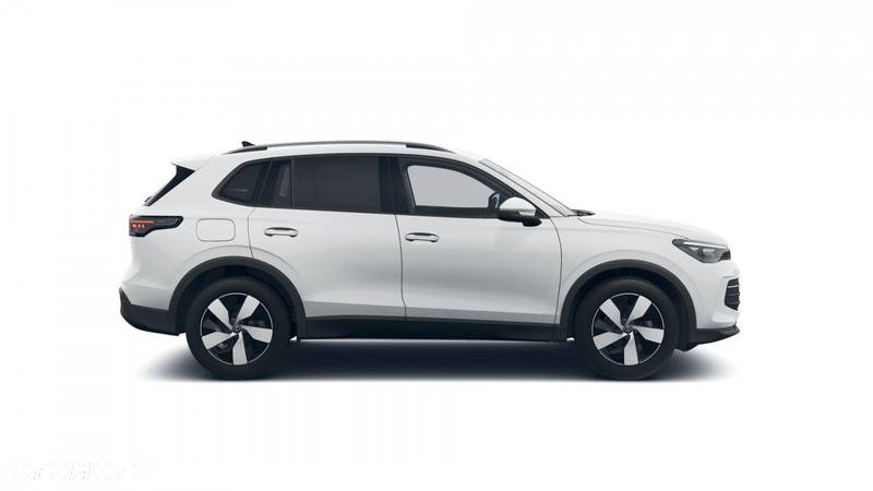 Volkswagen Tiguan - 5