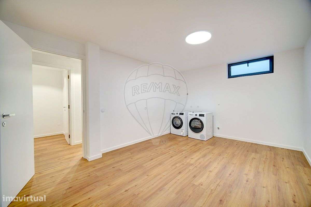 Moradia T4 para venda-36