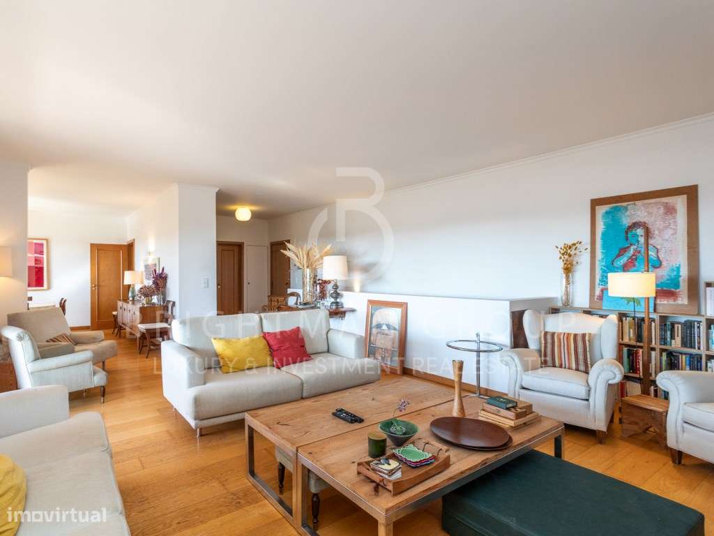 Apartamento T4 dúplex com jardim privado, no Monte Estoril - Grande imagem: 5/35