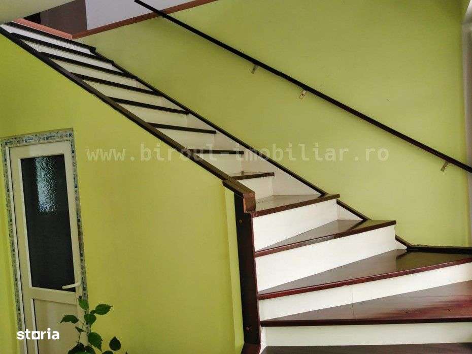 0% Comision pentru Vânzare Vilă P+1+Pod+Beci cu teren 700mp,Constanța - Imagine principală: 5/17