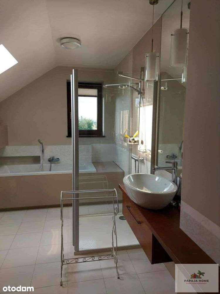 Piękny dom w otoczeniu zieleni *Kraków Lusina*-8