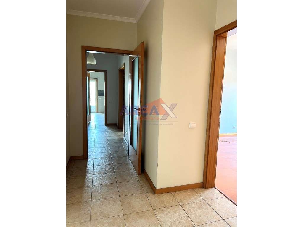 T3 Duplex com Piso Superior e Entrada Independente | Garagem | Oliv...-9