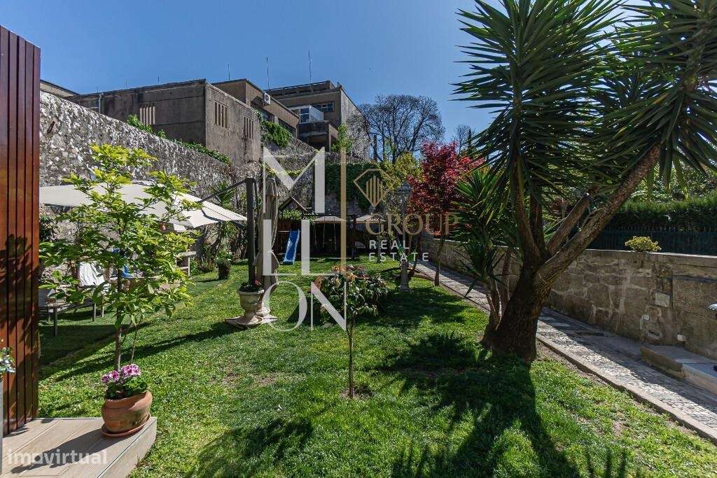 Prédio à venda com Alojamento local no centro do Porto - Grande imagem: 2/56