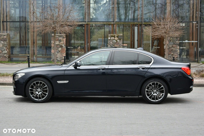 BMW Seria 7 740d xDrive - 4