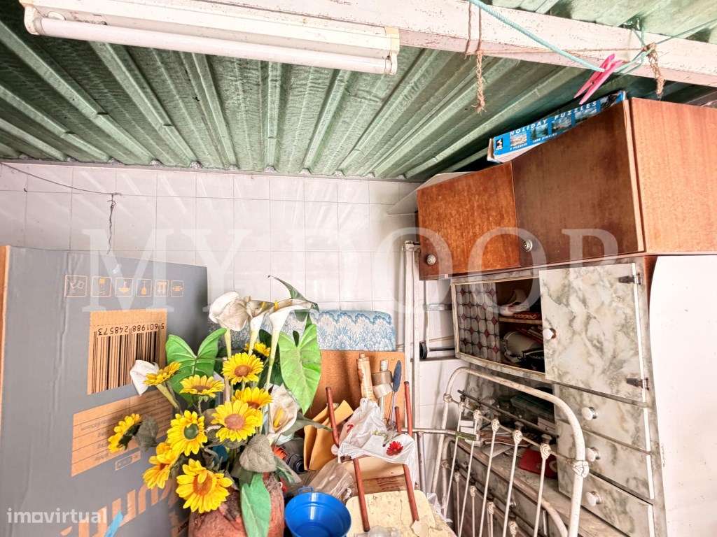 Apartamento T2 - Moscavide - Obras Totais - RCH c/ Terraço-3