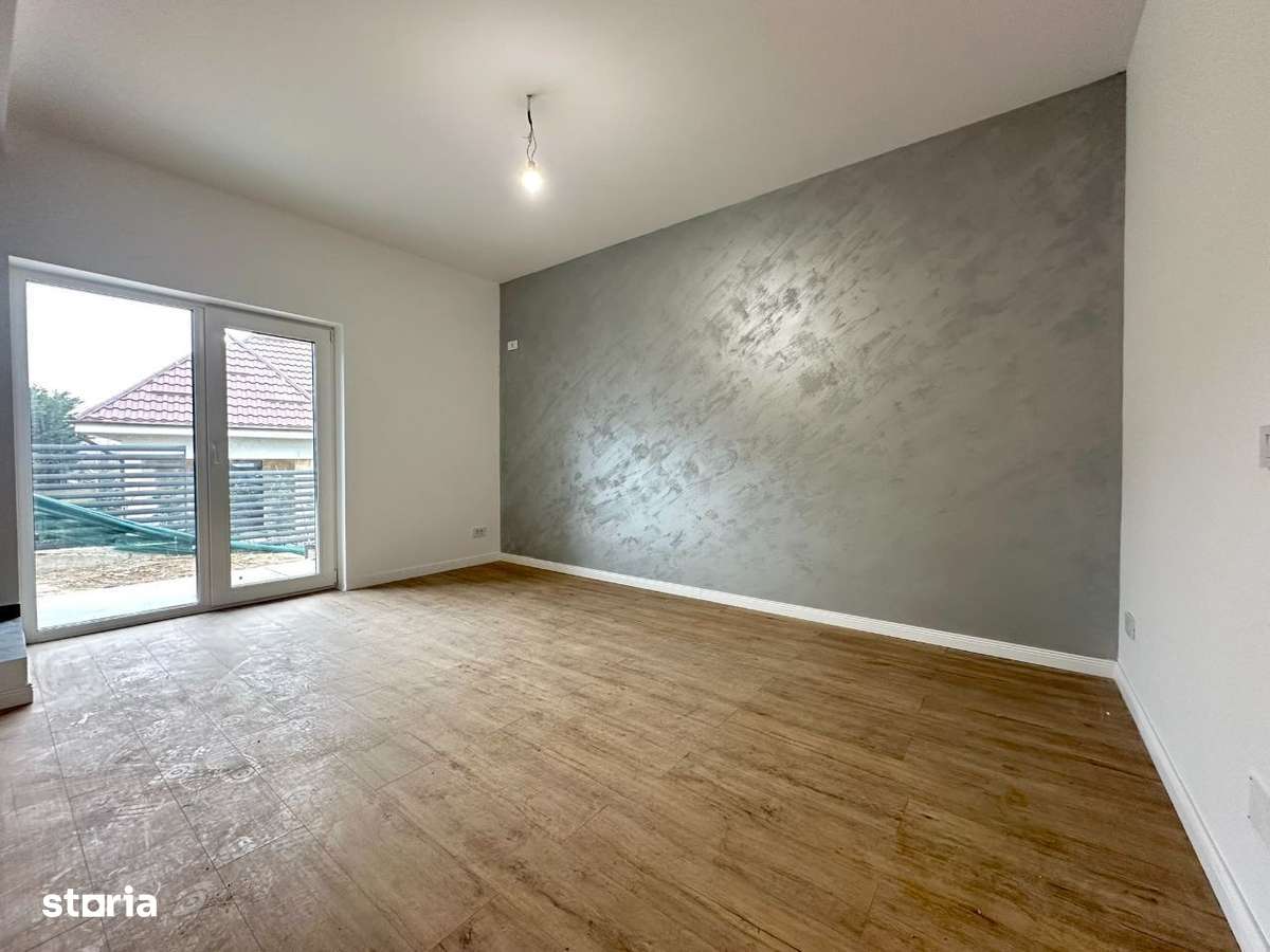 Casa 3 camere D 2 bai Teren 324mp zona Bucium Visan-4