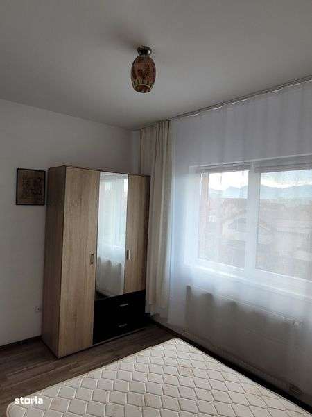 Propietar, inchiriez 2 camere cu loc de parcare în zona Coresi - Imagine principală: 4/8