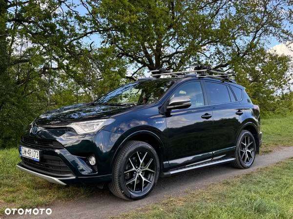 Toyota RAV4 - 1