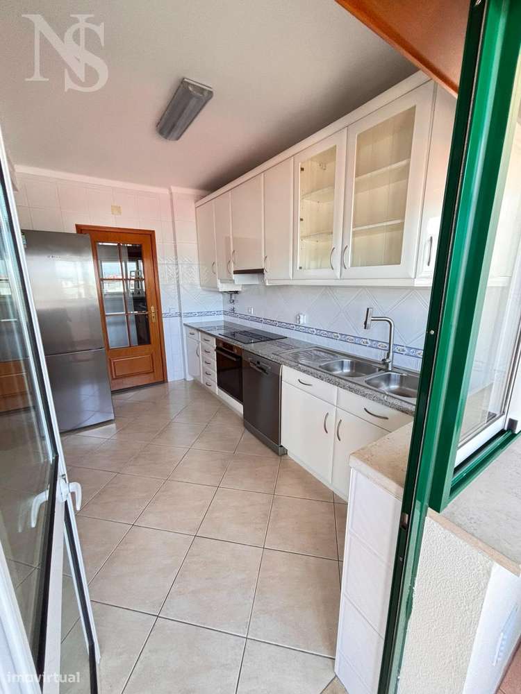 Apartamento T3 DUPLEX, Totalmente equipado e mobilado-14
