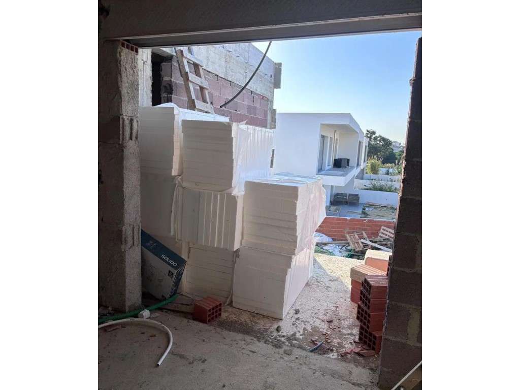 Moradia T4 Venda Almada - Grande imagem: 4/5