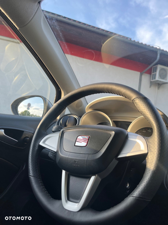 Seat Ibiza SC 1.4 16V Reference - 8