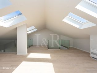 Apartamento T3+1 espaçoso e com estacionamento, Carcavelos - Grande imagem: 5/45