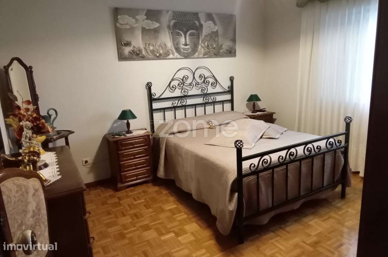 Moradia com 3 frações independentes habitacionais-44