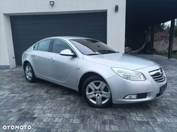 Opel Insignia - 15