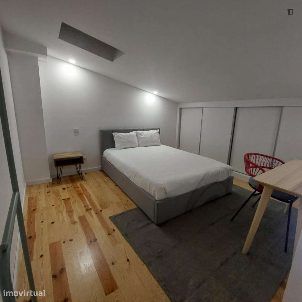Apartamento com 1 quartos - localizado em Santa Marinha Porto - Grande imagem: 5/6