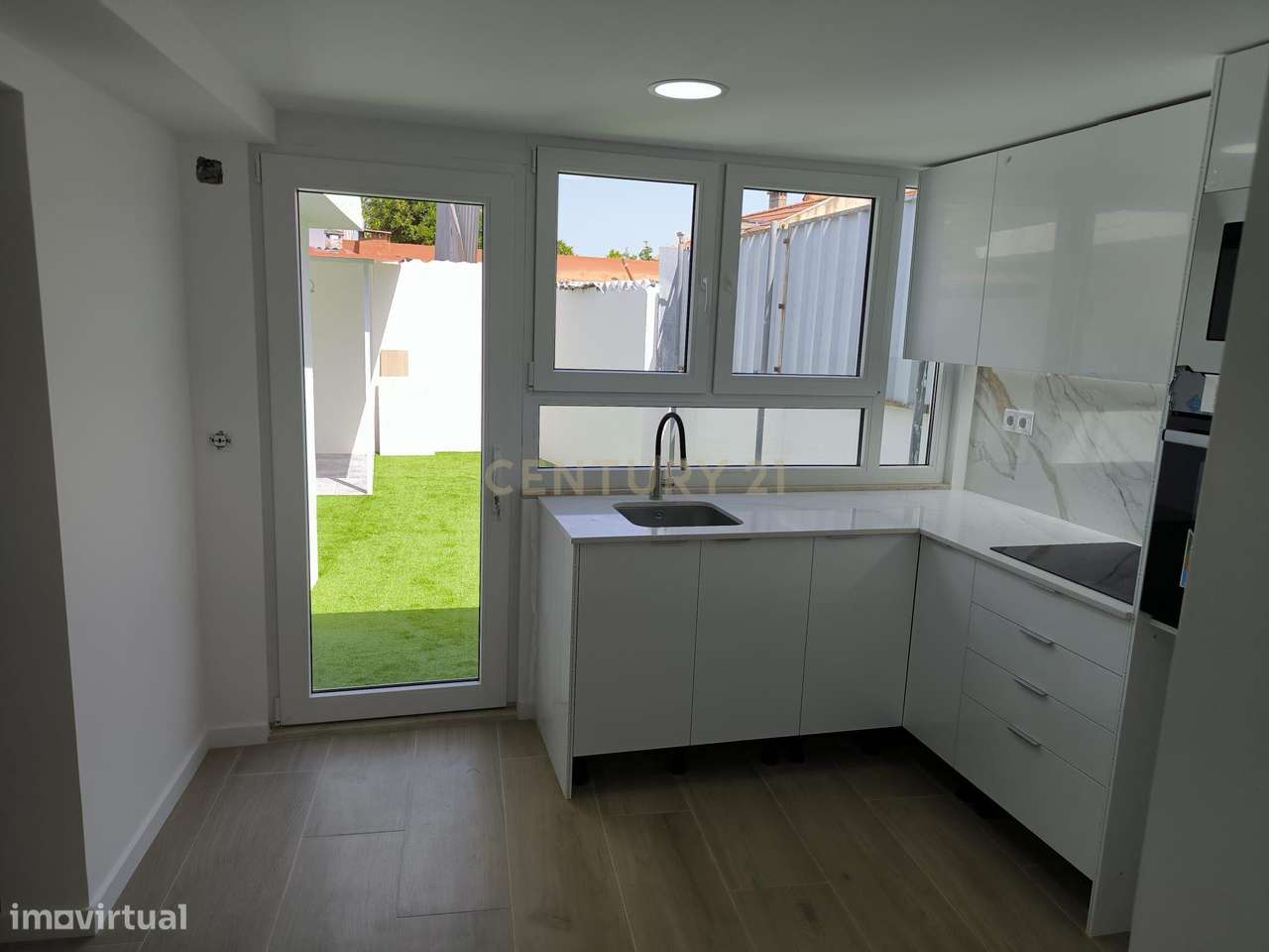 Moradia T2 Renovada em Valada – Conforto e Investimento junto ao Rio T-14
