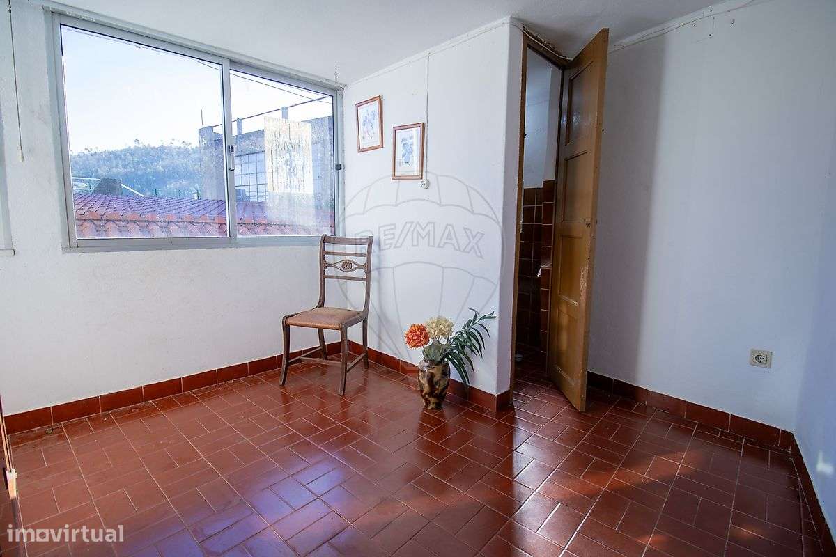 Moradia T2 para venda-23