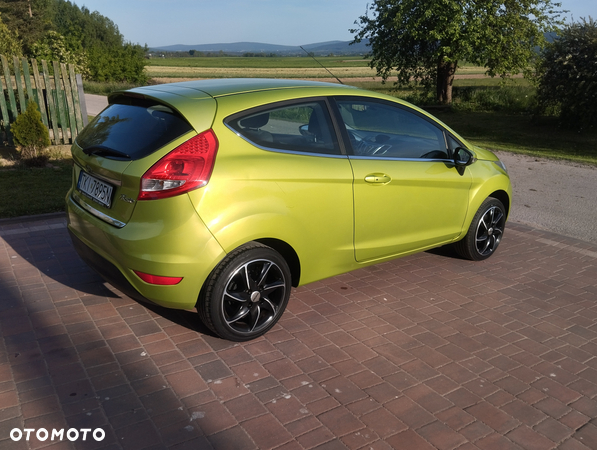 Ford Fiesta 1.6 Sport - 25