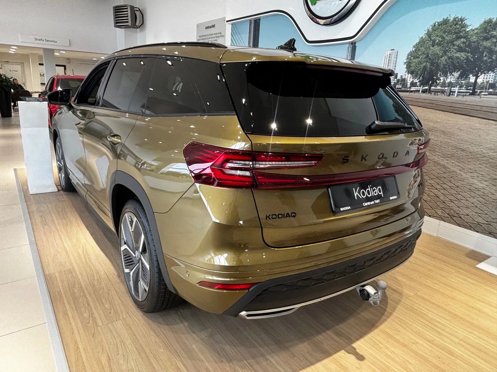 SKODA KODIAQ Kodiaq Sportline 2,0 TDI 193 KM 7-biegowa DSG 4x4 - 7 osobowy