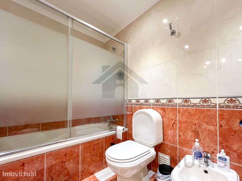 Moradia T3 com piscina para venda em Lagos-33