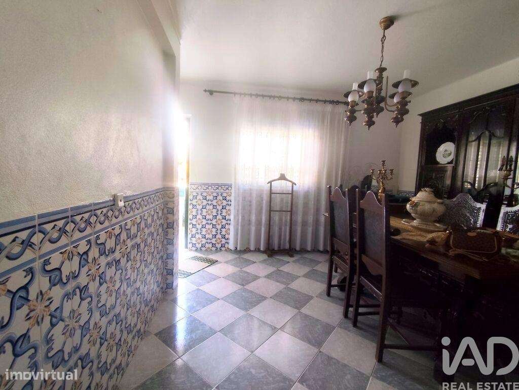 Moradia em banda T3 em Borba (Matriz) de 76,8 m2 - Grande imagem: 5/33